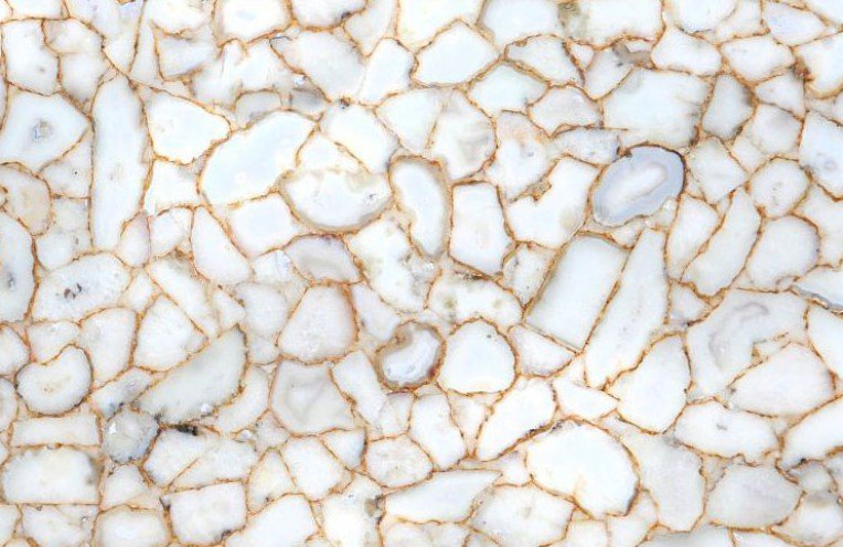 Камень Агат белый кристалл